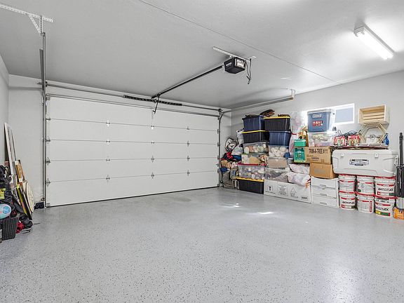 3rd image of 2495 Hamilton Rd #A