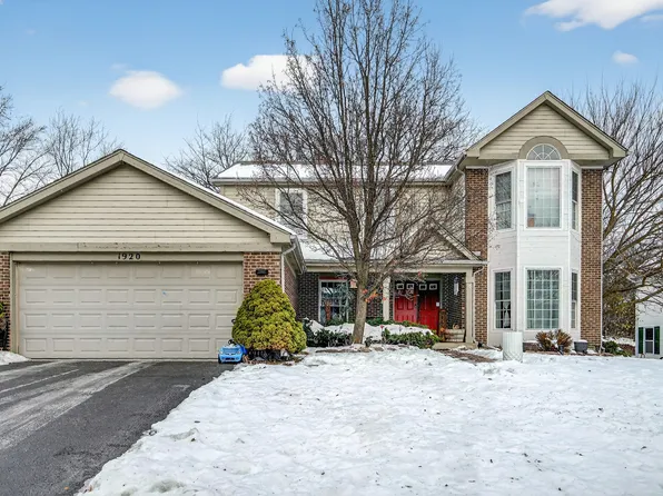 1920 Jester Ln, Algonquin, IL 60102