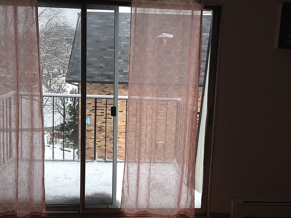 3rd image of 15 E Dundee Quarter Dr Unit 102