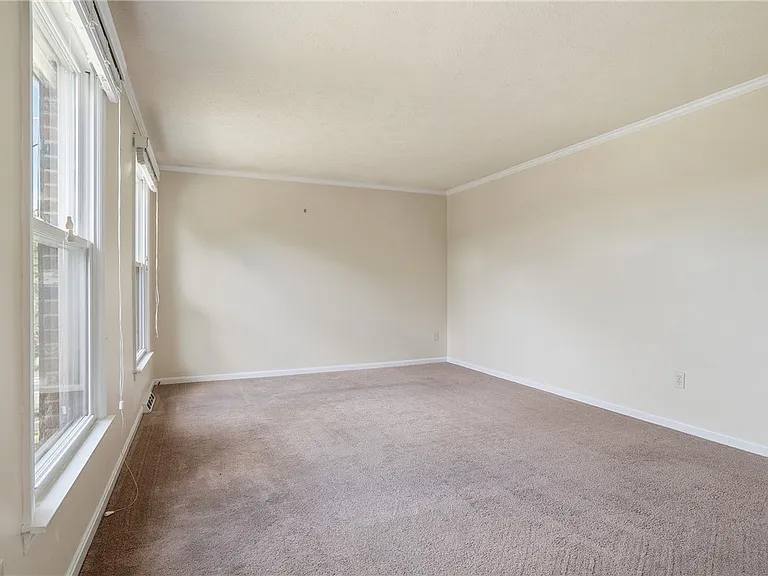 1519 Hastings Mill Rd — Photo 4