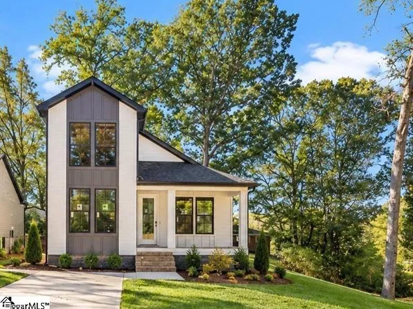 403 Kenmore Dr, Piedmont, SC 29673