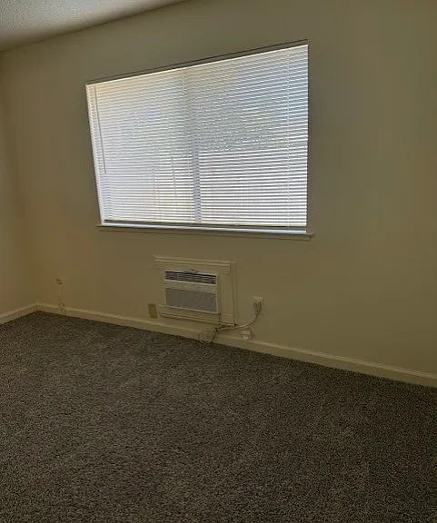 2425 Northrop Ave #1 — Photo 5