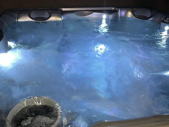 3rd image of 17470 N RAINDANCE Road