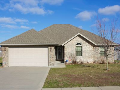 1907 E Greenwich Drive, Ozark, MO, 65721