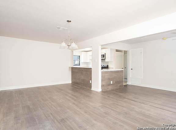 4th image of 107 Sage Dr