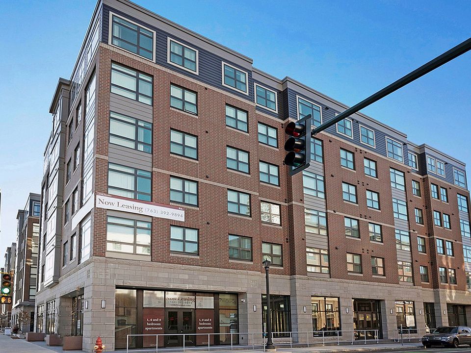 1st image of 1500 Nicollet Ave APT 405