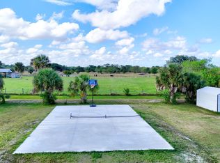 2366 S Brocksmith Rd, Fort Pierce, FL 34945