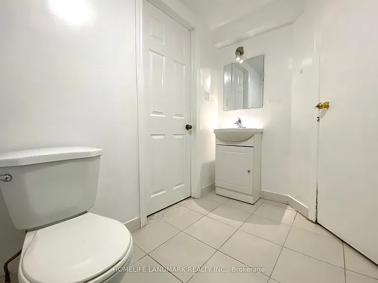 3121 Jessica Ct #LOWER — Photo 12