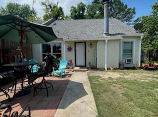 8702 Pecan Tree Dr, Lane, LA 70810