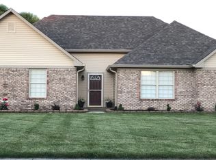 4065 S Danita Ct, New Palestine, IN 46163