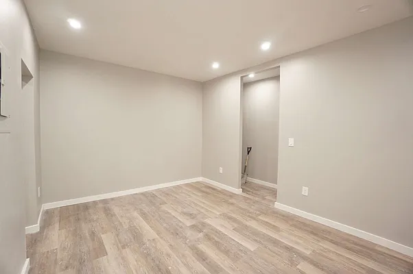 Rented by BRICK & GALO REALTY CORP | media 17