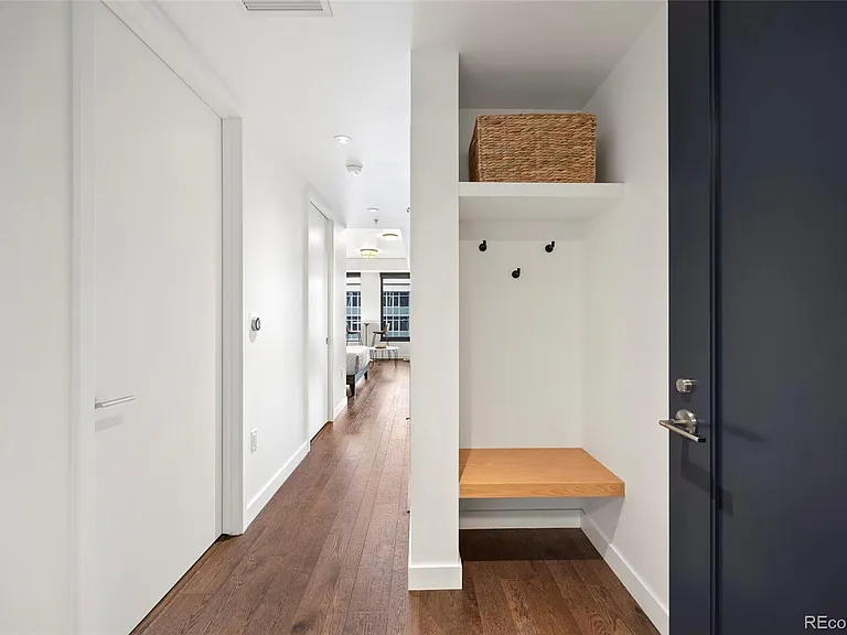 1750 Wewatta St #1305 — Photo 2