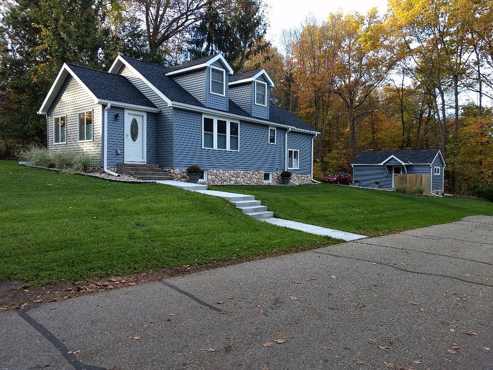 1st image of 10537 Wildwood Dr