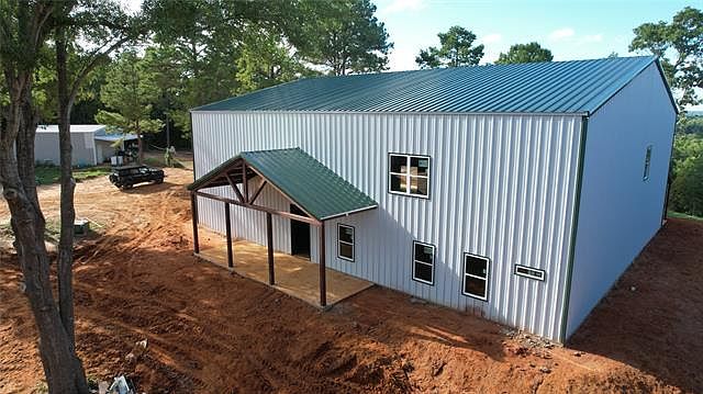 1st image of 3934 County Road 3108
