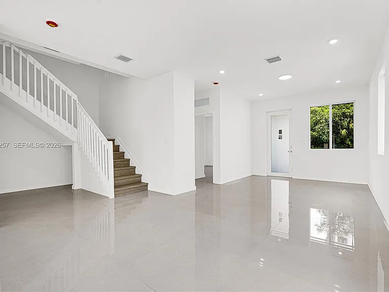 22432 SW 125th Ave — Photo 4