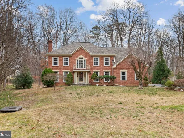 6295 Homar Pond Ct, Fairfax Station, VA 22039
