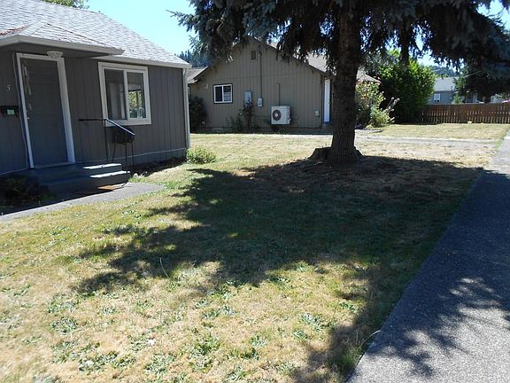 2nd image of 545 9th Ave