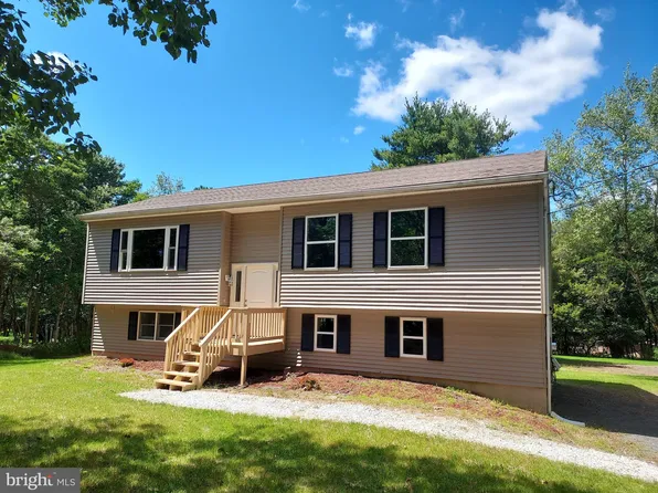 674 Scenic Dr, Albrightsville, PA 18210