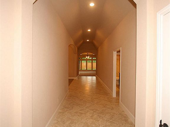 3rd image of 95 Eden Hollow Ln