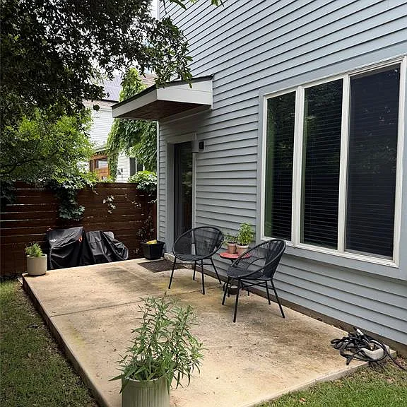 3612 Clary Way — Photo 14