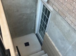 82 Olympia Cres #BASEMENT, Brampton, ON L6X 4W3