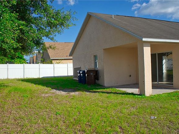 5th image of 342 Thomasdale Ave