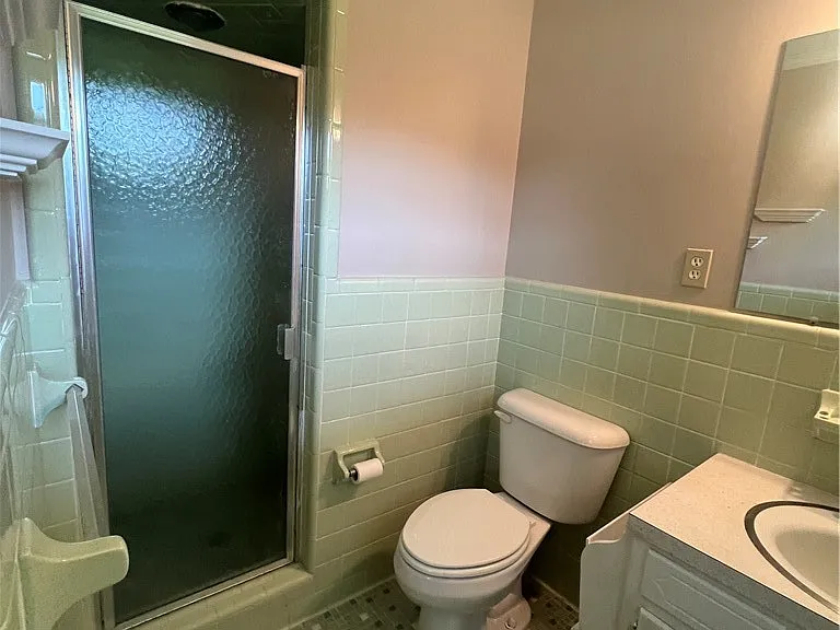 368 Rock Hill Rd — Photo 15