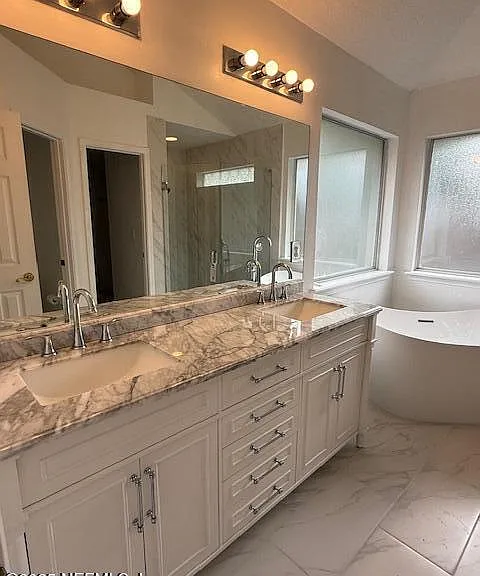 1687 Rustling Dr — Photo 15