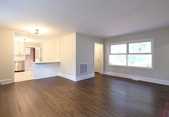 Dresden Dr. living room 1