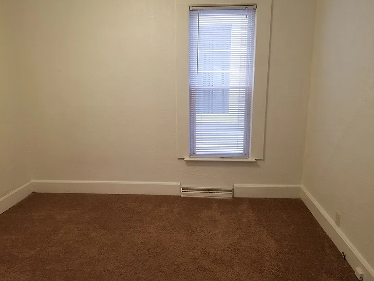 2425 N Cramer St — Photo 10