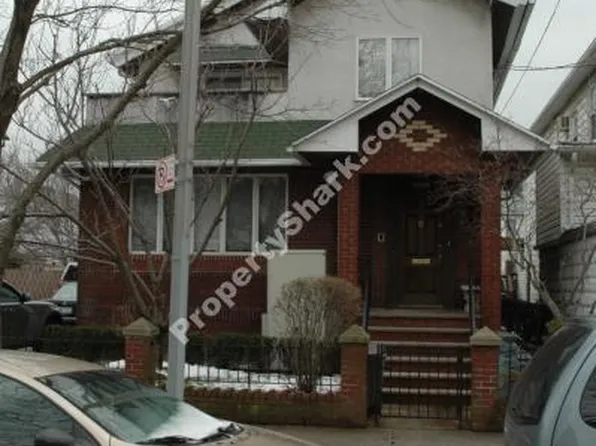 1530 E 22nd St, Brooklyn, NY 11210