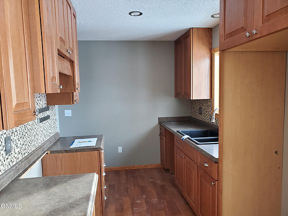 5th image of 306 3rd Ave SE