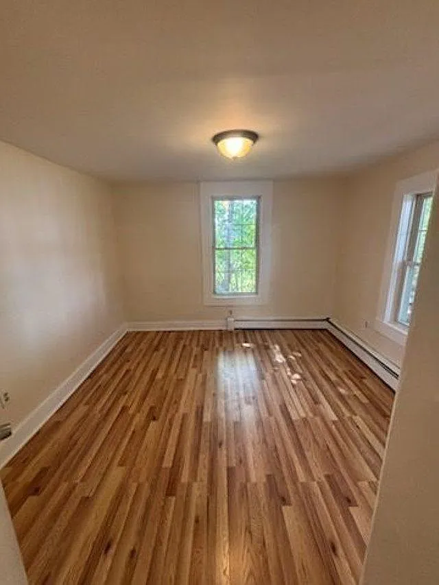 2 bed, 3581 sqft, $1,750 — Photo 3