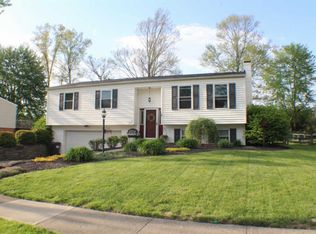 1712 Lindenhall Dr, Loveland, OH 45140