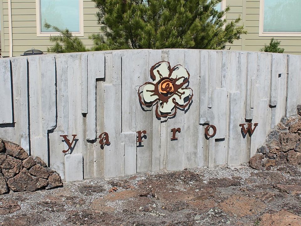 1st image of 1115 SE Yarrow Ave