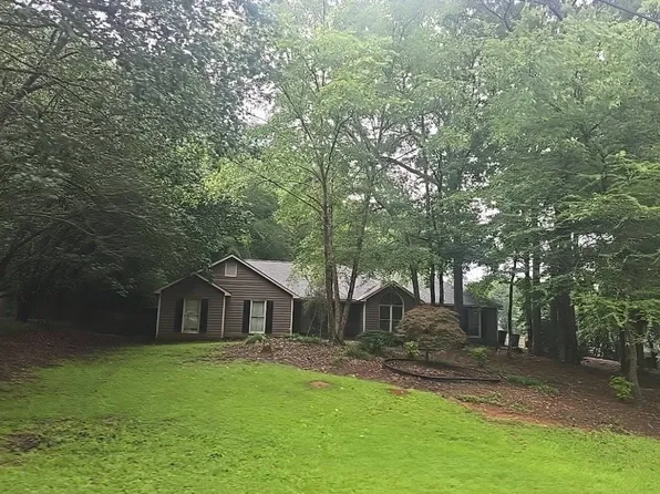 157 Lincoln Ln, Cataula, GA 31804