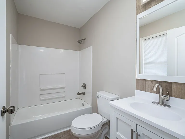 412 Forest Dr — Photo 16