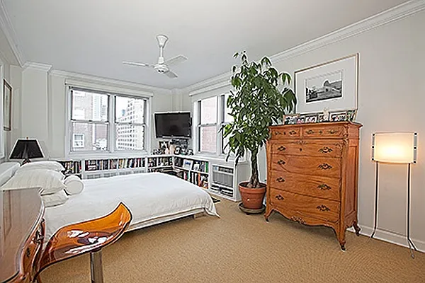 Sold by Nest Seekers International | media 8