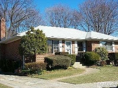 3861 Green Pl, Bethpage, NY, 11714