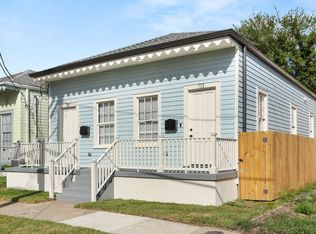 713-15 Valence, New Orleans, LA 70115