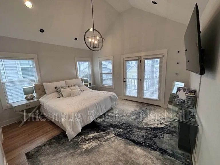 928 Southside Pl — Photo 21