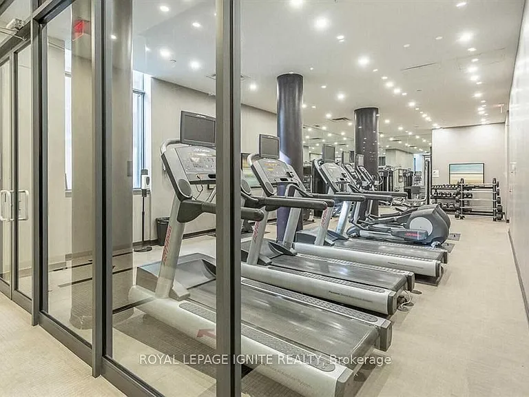 770 Bay St #2509 — Photo 22