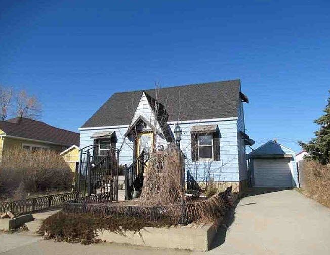1st image of 101 1st St S