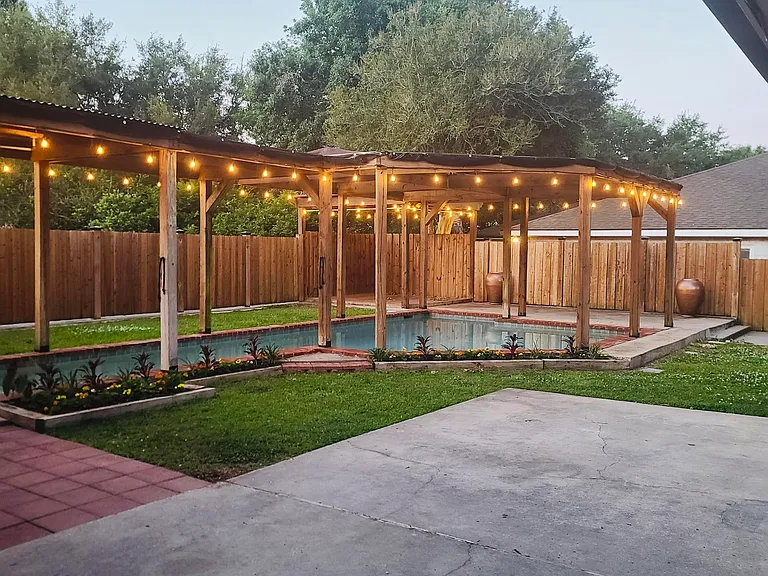 402 Quail Dr — Photo 2