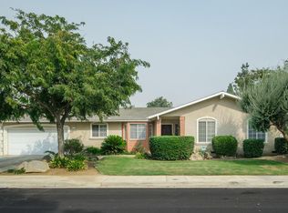 1491 Burgan Ave, Clovis, CA 93611