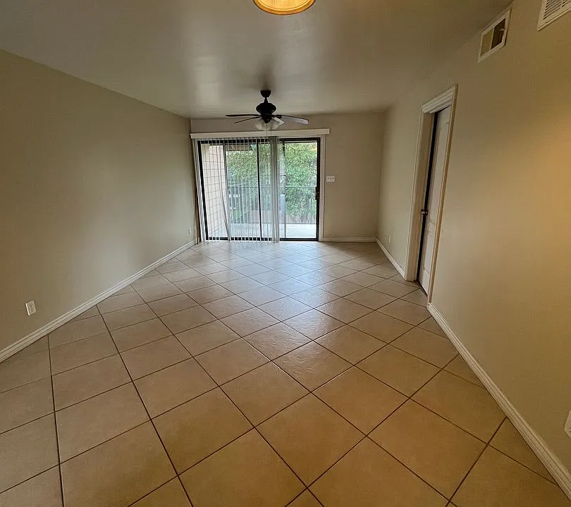 3200 Litzler Dr #10-240