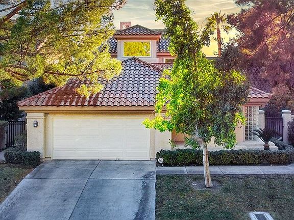 2nd image of 8099 Pinnacle Peak Ave