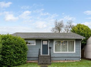 759 Cadogan St, Nanaimo, BC V9S 1T9