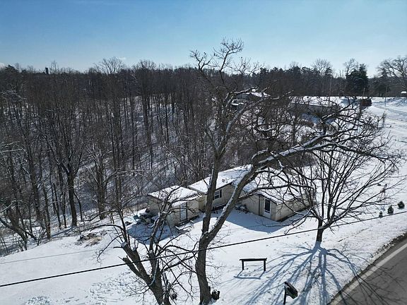 3rd image of 22221 Ashton Upland Rd