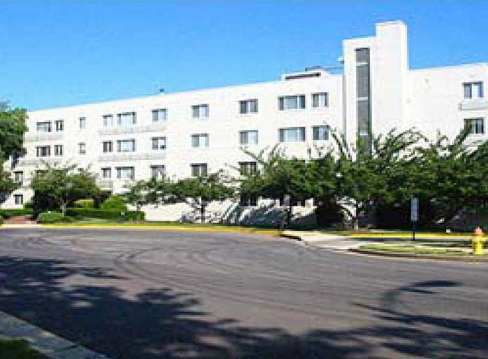 Stratton House
